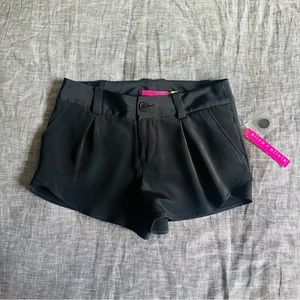 NWT Alice + Olivia silk shorts - size 0 - black